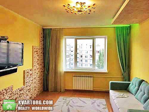 Sell 3-room apartment. Киев, Харьковское шоссе — photo 1