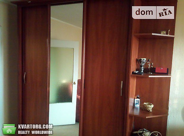 Rent out 1-room apartment. Киев,  Верхний Вал — photo 2