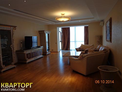 Rent out 4-room apartment. Одесса, Лидерсовский бул. — photo 2