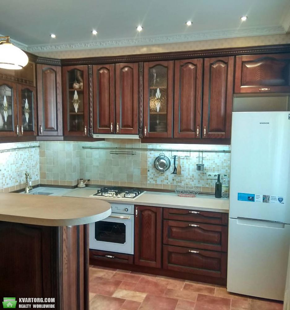 Rent out 2-room apartment. Киев,  Грушевского — photo 3