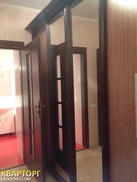 Rent out 2-room apartment. Киев, Миропольская — photo 3