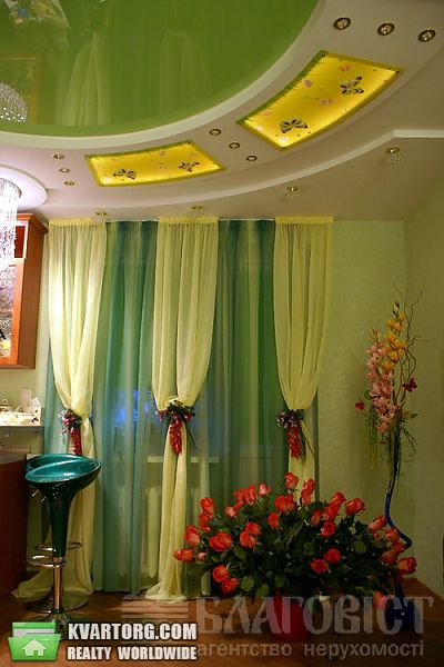 Sell 2-room apartment. Киев, Волынская — photo 1