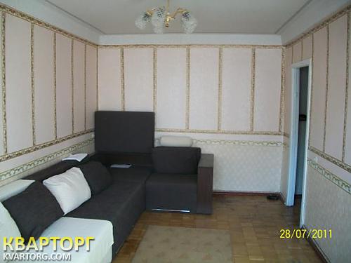Sell 2-room apartment. Киев,  Щорса — photo 2
