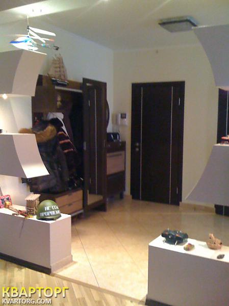 Sell 3-room apartment. Киев, Днепровская набережная — photo 2