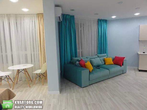 Rent out 1-room apartment. Киев,  Заречная — photo 1
