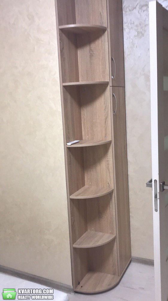 Rent out 1-room apartment. Киев, молодежный — photo 3