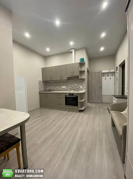 Rent out 1-room apartment. Киев, Коновальца — photo 4