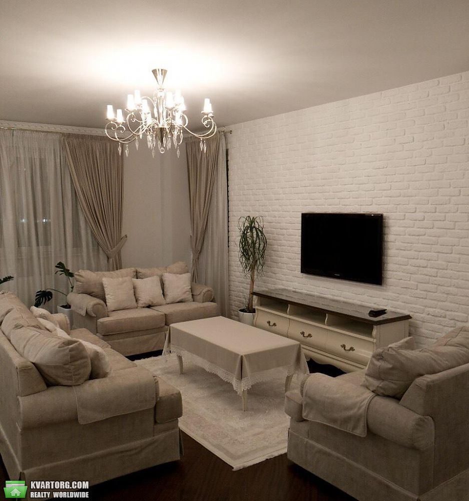 Rent out 3-room apartment. Киев,  Шумского — photo 1