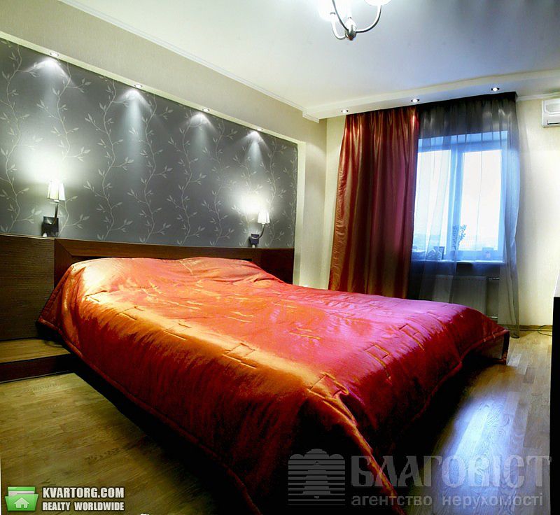 Sell 3-room apartment. Киев,  Победы пр — photo 1