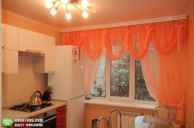 Rent out 2-room apartment. Киев,  Ковпака — photo 7