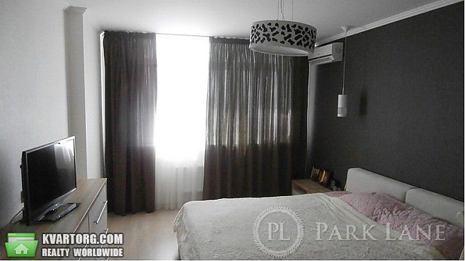 Sell 2-room apartment. Киев,  Бажана — photo 2