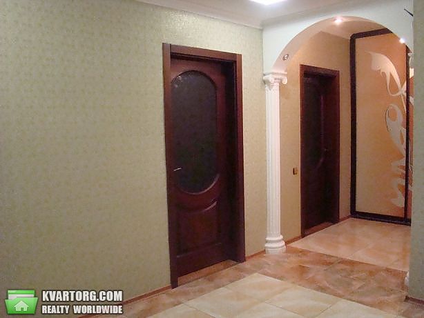 Rent out 3-room apartment. Киев,  Ирпенская — photo 4