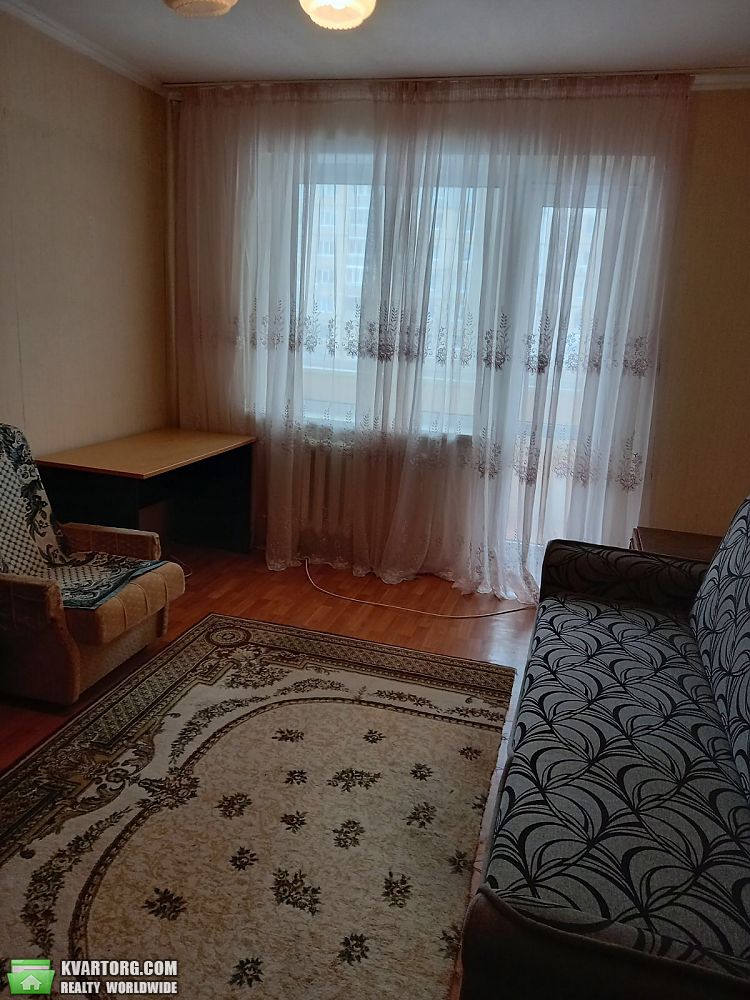 Sell 2-room apartment. Киев,  Маяковского — photo 1