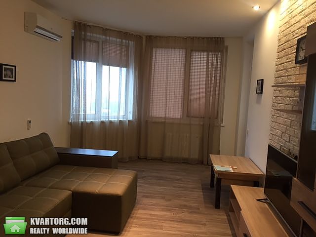 Rent out 1-room apartment. Киев,  Бакинская — photo 4