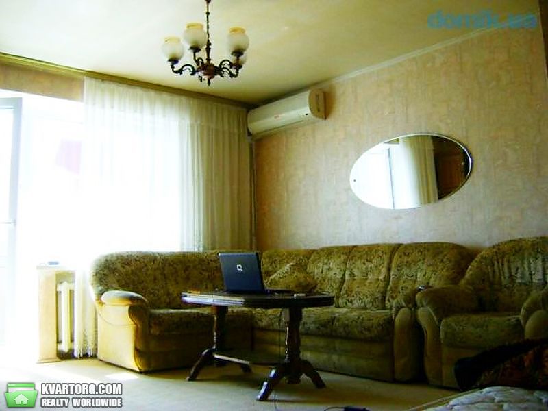 Rent out 1-room apartment. Киев,  Машиностроительная — photo 8
