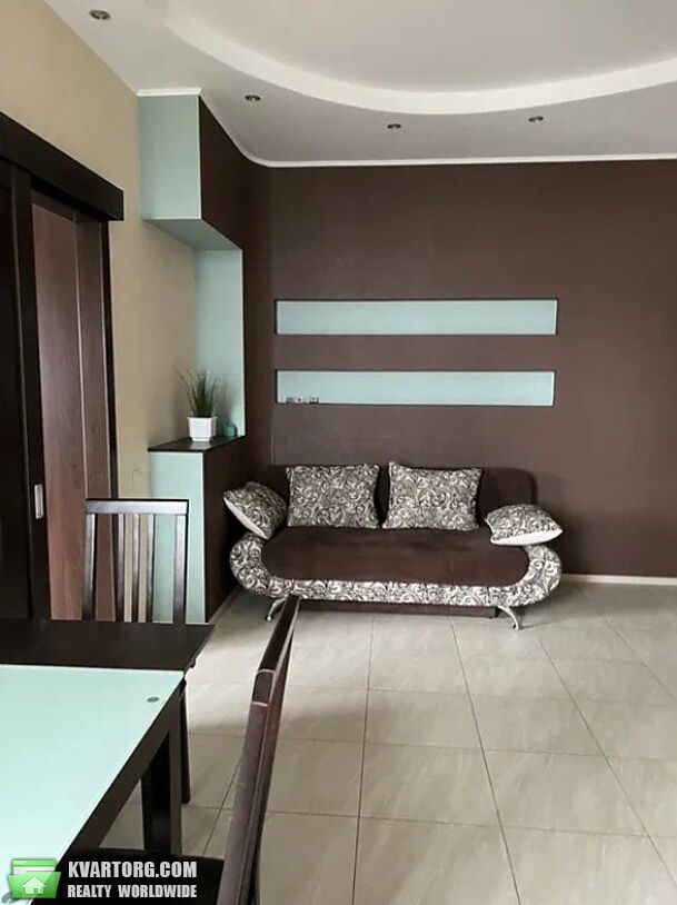 Rent out 1-room apartment. Киев, Коновальца — photo 4