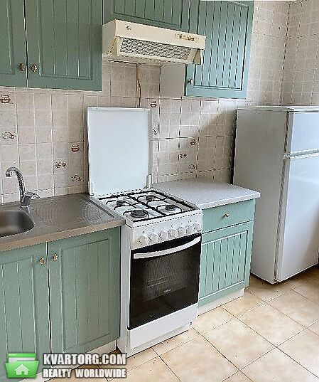 Sell 2-room apartment. Киев,  Ватутина пр — photo 1