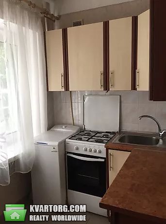 Rent out 1-room apartment. Киев,  Златопольская — photo 2