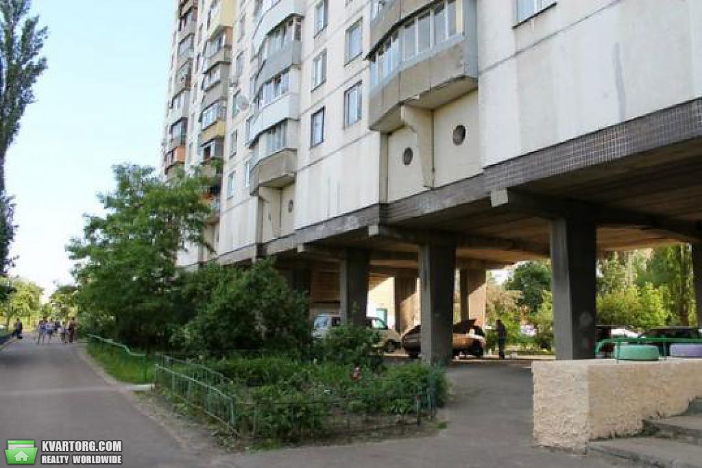 Sell 3-room apartment. Киев, проспект Павла Тычины — photo 2