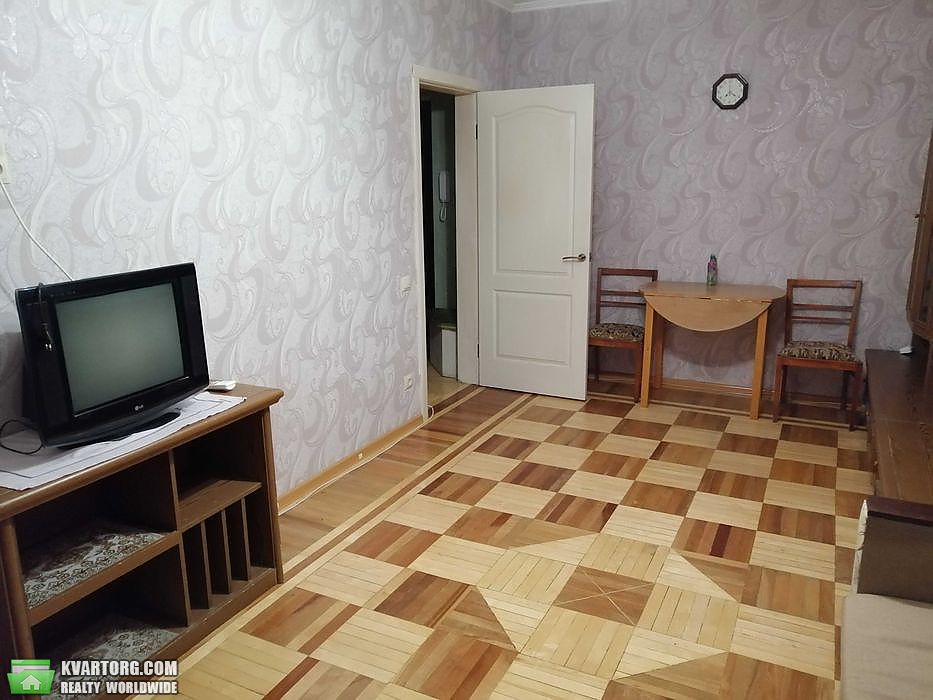 Rent out 2-room apartment. Киев,  Озерная — photo 2