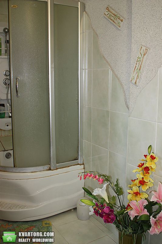 Sell 4-room apartment. Киев,  Уборевича — photo 8