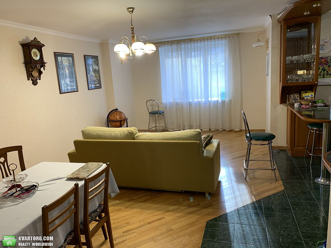 Sell 4-room apartment. Киев,  Драгомирова — photo 2
