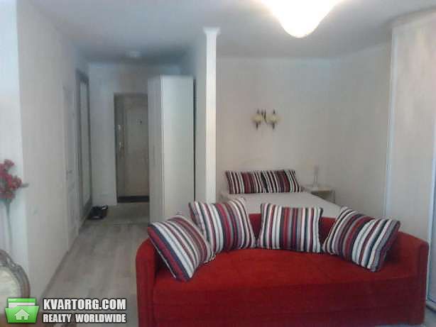 Rent out 1-room apartment. Киев,  Владимирская — photo 4