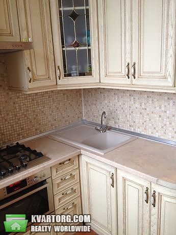 Rent out 2-room apartment. Киев, Артема — photo 1