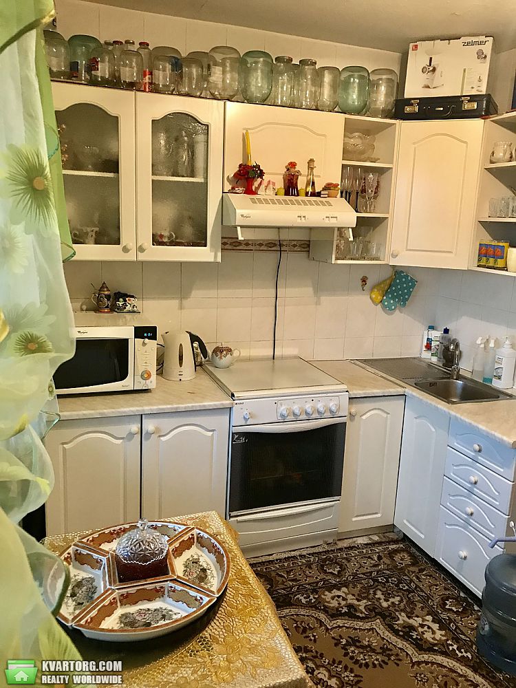 Sell 2-room apartment. Киев,  Драйзера — photo 1
