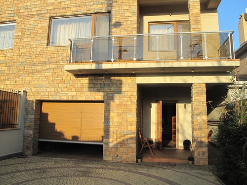 Rent out house. Киев,  Осокорки — photo 1