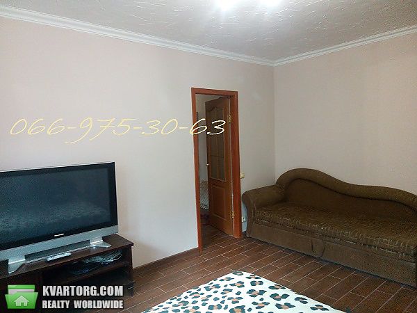 Rent out 1-room apartment. Киев,  Леси Украинки бул — photo 4