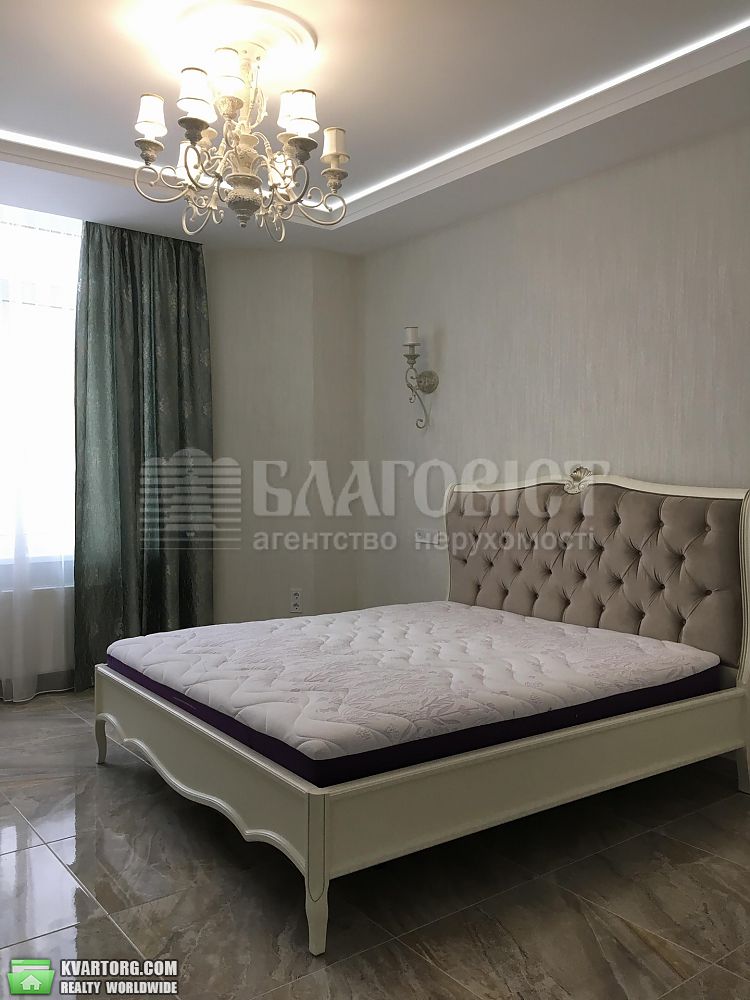 Rent out 2-room apartment. Киев, коновальца — photo 9