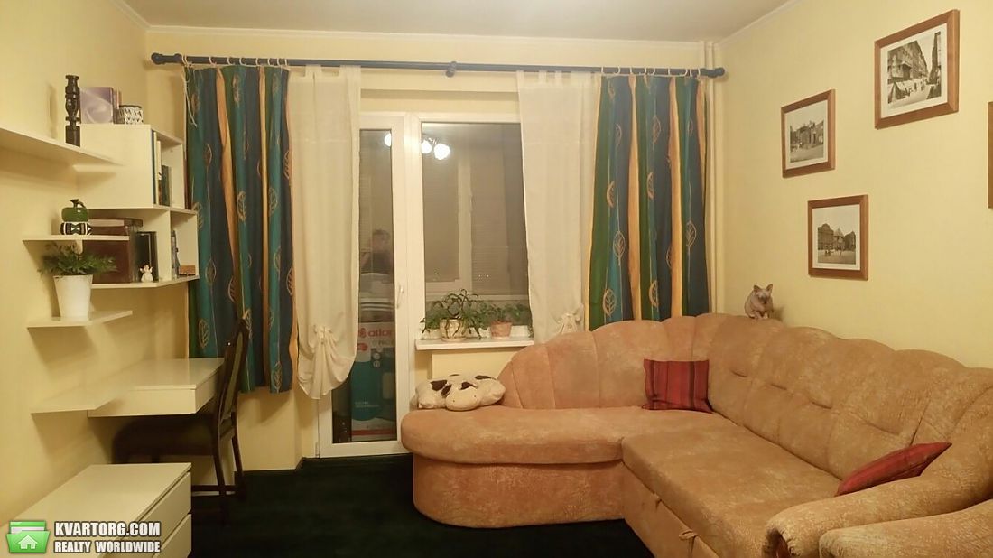 Sell 3-room apartment. Киев,  Ревуцкого — photo 4