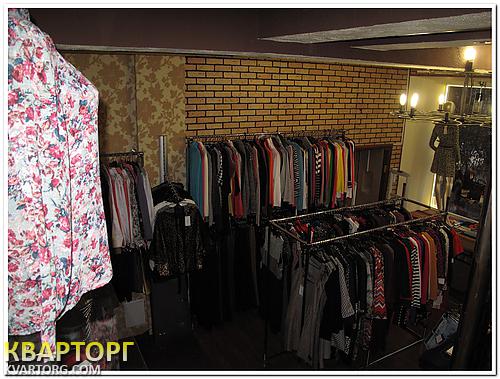 Rent out shop. Киев, Жилянская — photo 3