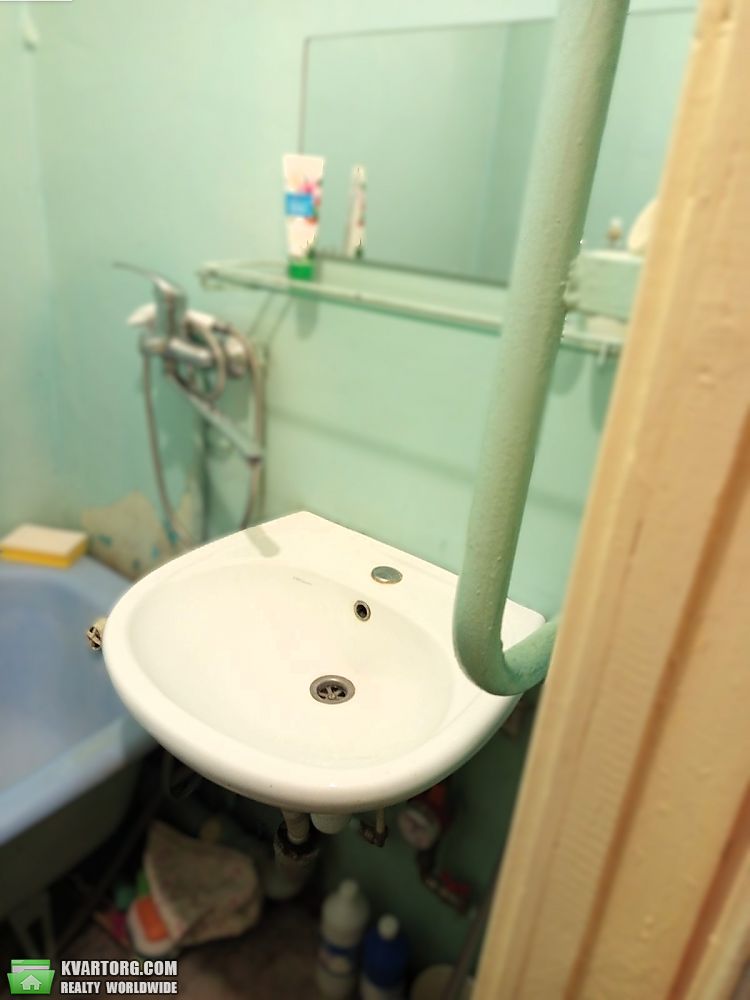 Rent out 2-room apartment. Киев, Симиренка — photo 6