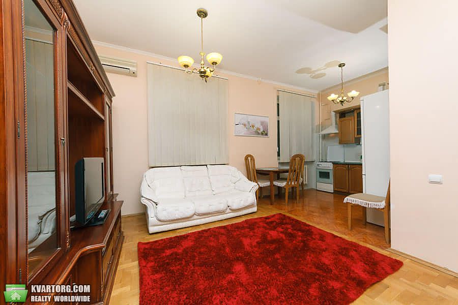 Rent out 2-room apartment. Киев,  Институтская — photo 5