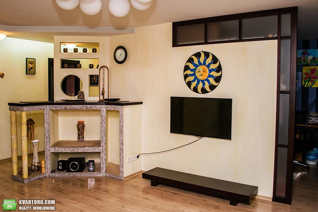 Sell 4-room apartment. Днепропетровск,  Комунар — photo 2