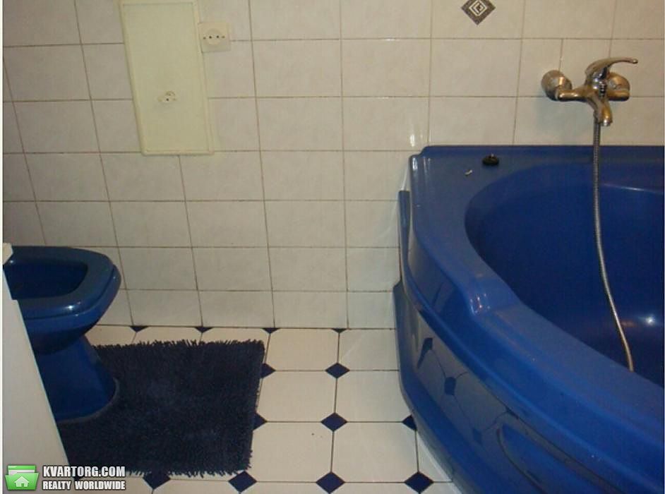Rent out 3-room apartment. Киев,  Выборгская — photo 9