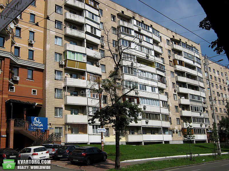 Rent out 1-room apartment. Киев,  Жилянская — photo 9