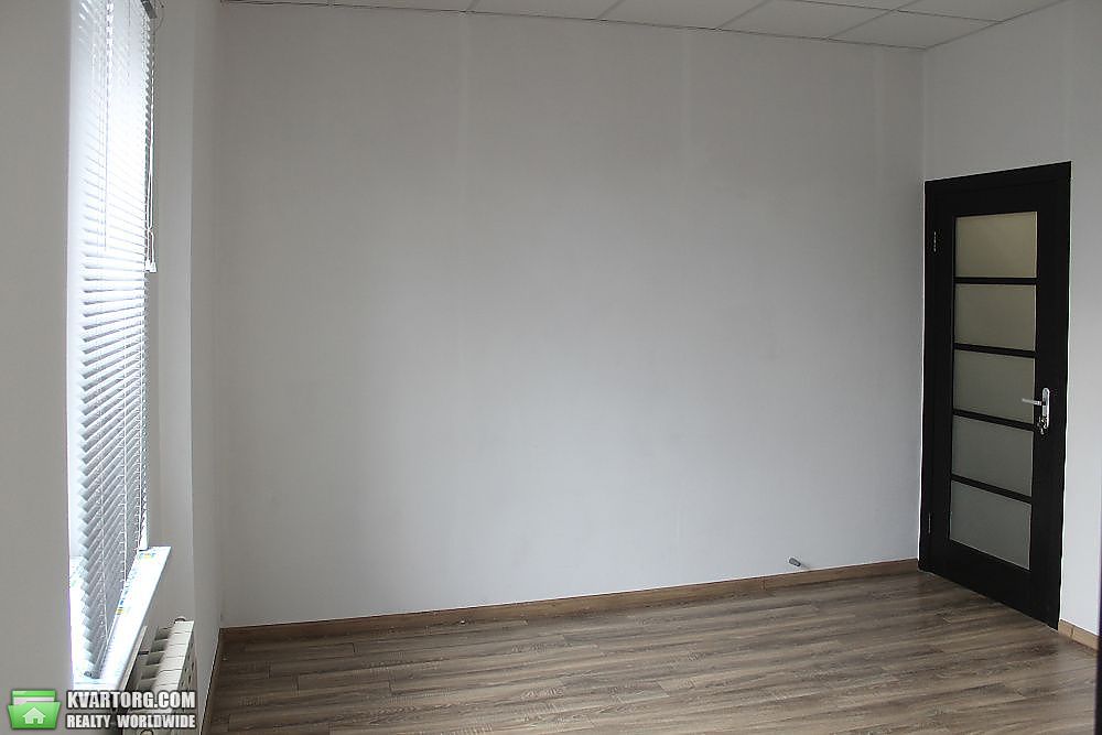 продам 3-комнатную квартиру. Киев,   Дарницкий бул - фото 1