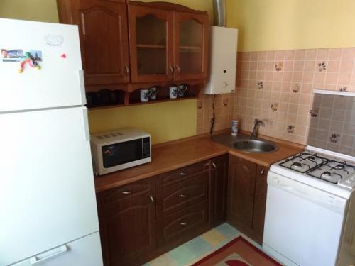 Rent out 3-room apartment. Одесса, Фонтанская дорога — photo 3