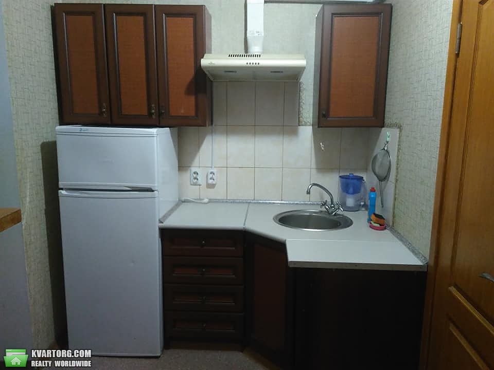 Rent out 1-room apartment. Киев, Университетская — photo 5