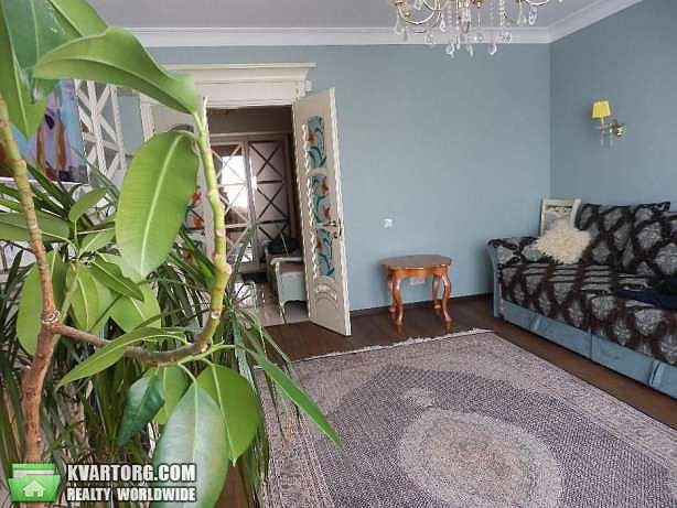 Rent out 2-room apartment. Киев,  Чавдар — photo 3