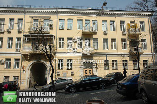 Sell 2-room apartment. Киев, Лютеранская — photo 1