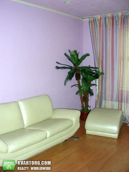 Rent out 2-room apartment. Киев, Приозерная — photo 1