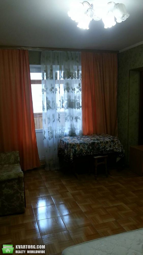 Rent out 1-room apartment. Киев,  Княжий Затон — photo 10