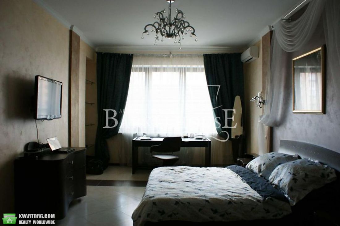 Rent out 2-room apartment. Киев,  Героев Сталинграда пр — photo 7