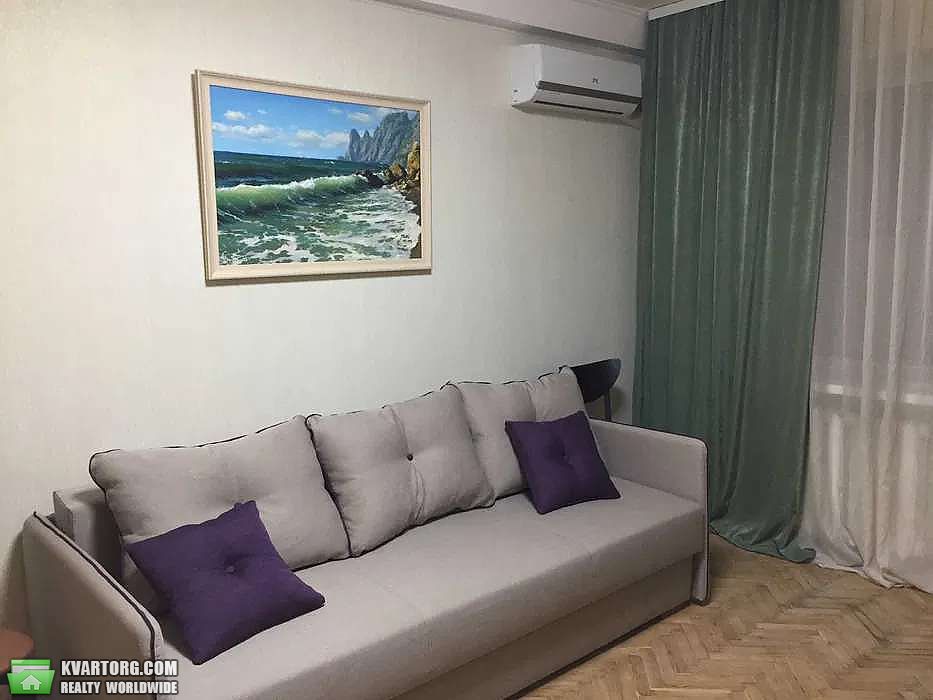 Rent out 2-room apartment. Киев, Владмиорская — photo 2