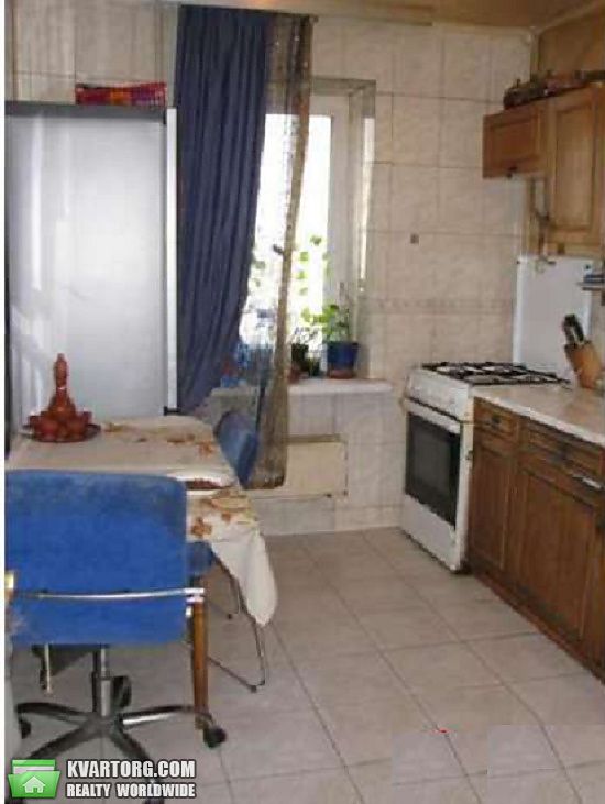 Sell 2-room apartment. Киев,  Автозаводская — photo 4