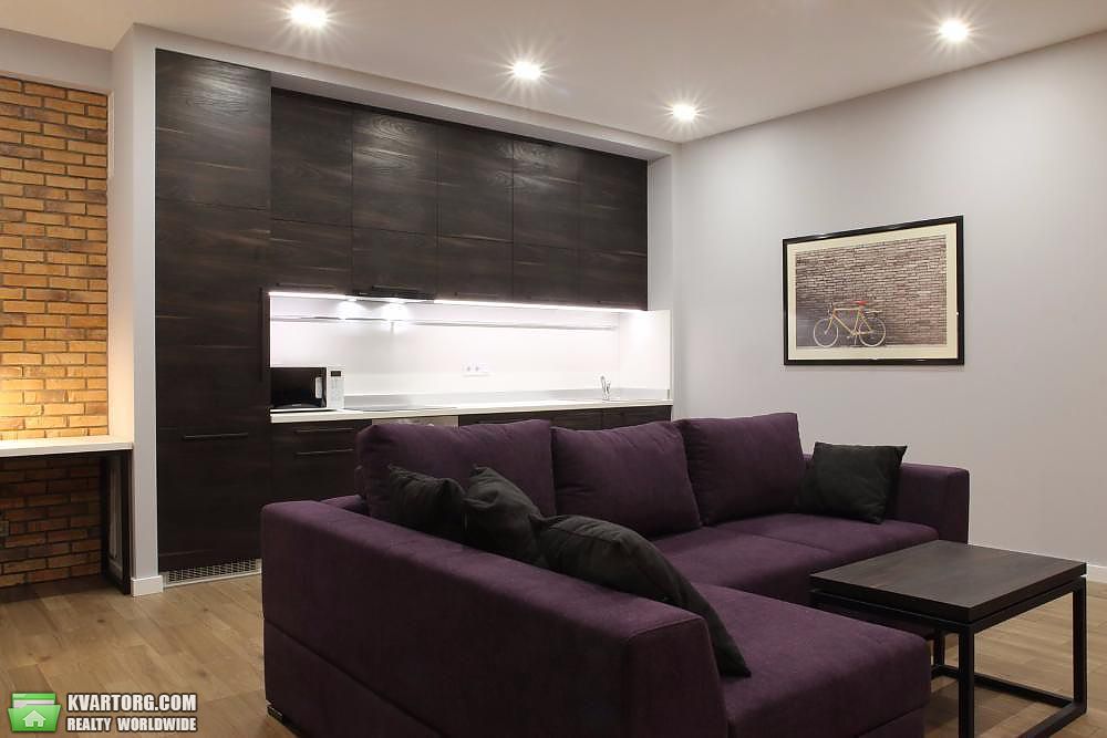 Rent out 2-room apartment. Киев,  Щорса — photo 2